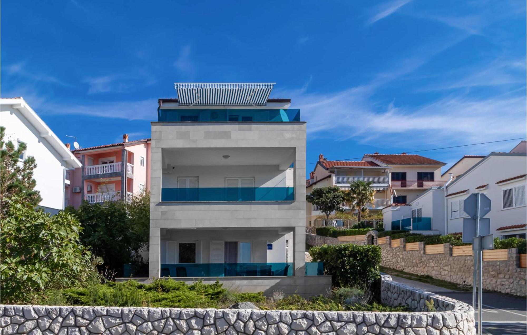 Stunning Apartment In Dramalj With House Sea View Exterior foto